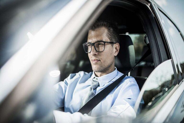 วิธีการเลือกซื้อรถคันแรกสำหรับนักขายมือใหม่